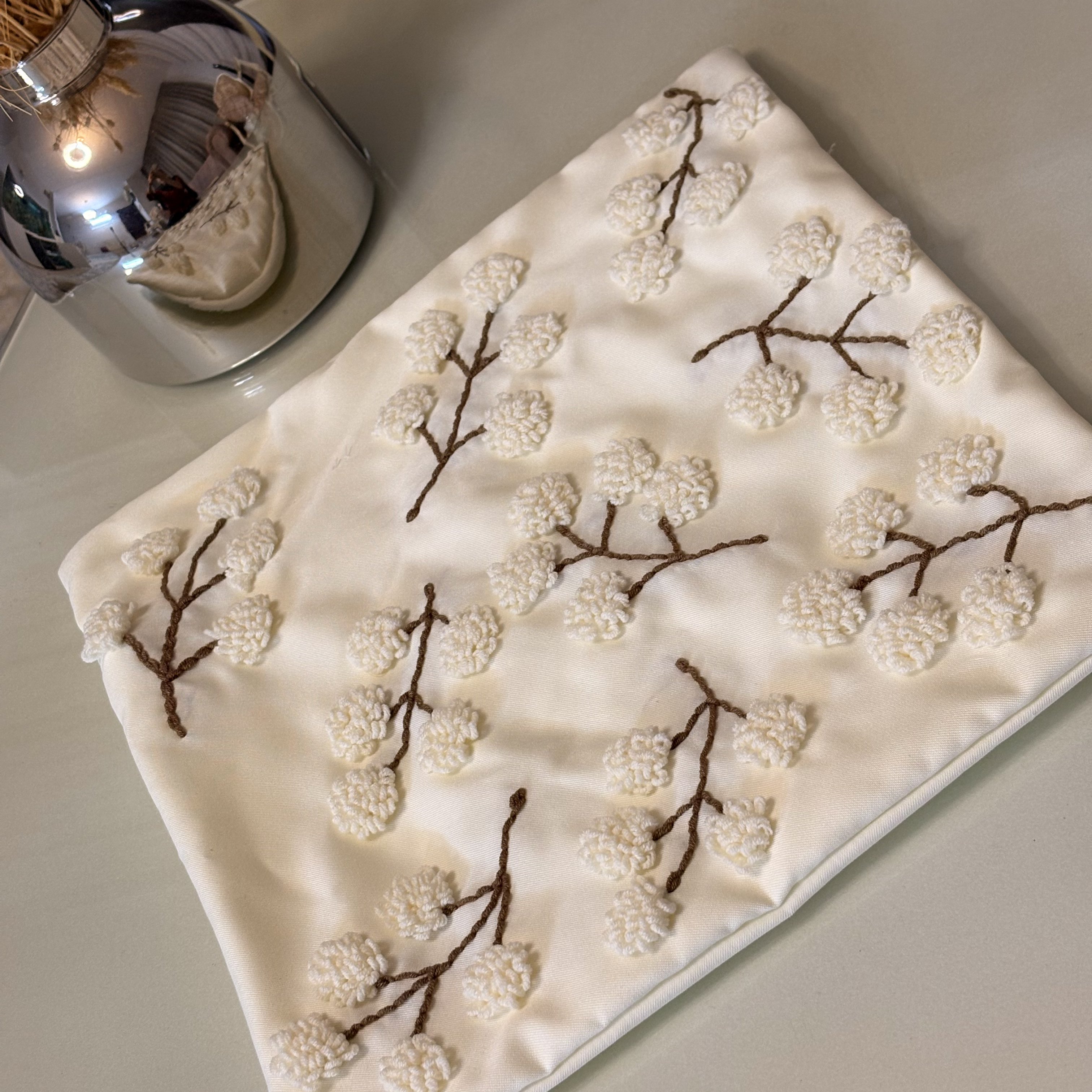 کوسن نیدل پانچ مدل دونه برف